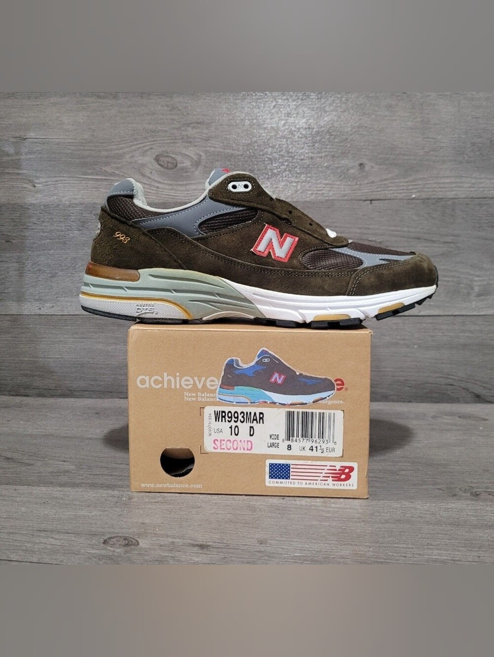 2010 New balance 993 marine semper fi Womens Size 10 Wide/ Mens Size 8.5 D